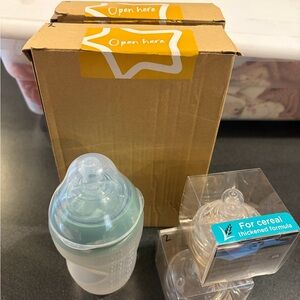 Infant Feeding Bottle with Cereal Nipples(2)/regualr nipples(14)